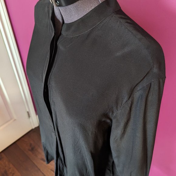 Aritzia Babaton Notion Black Silk Blouse Size Small - Picture 5 of 15
